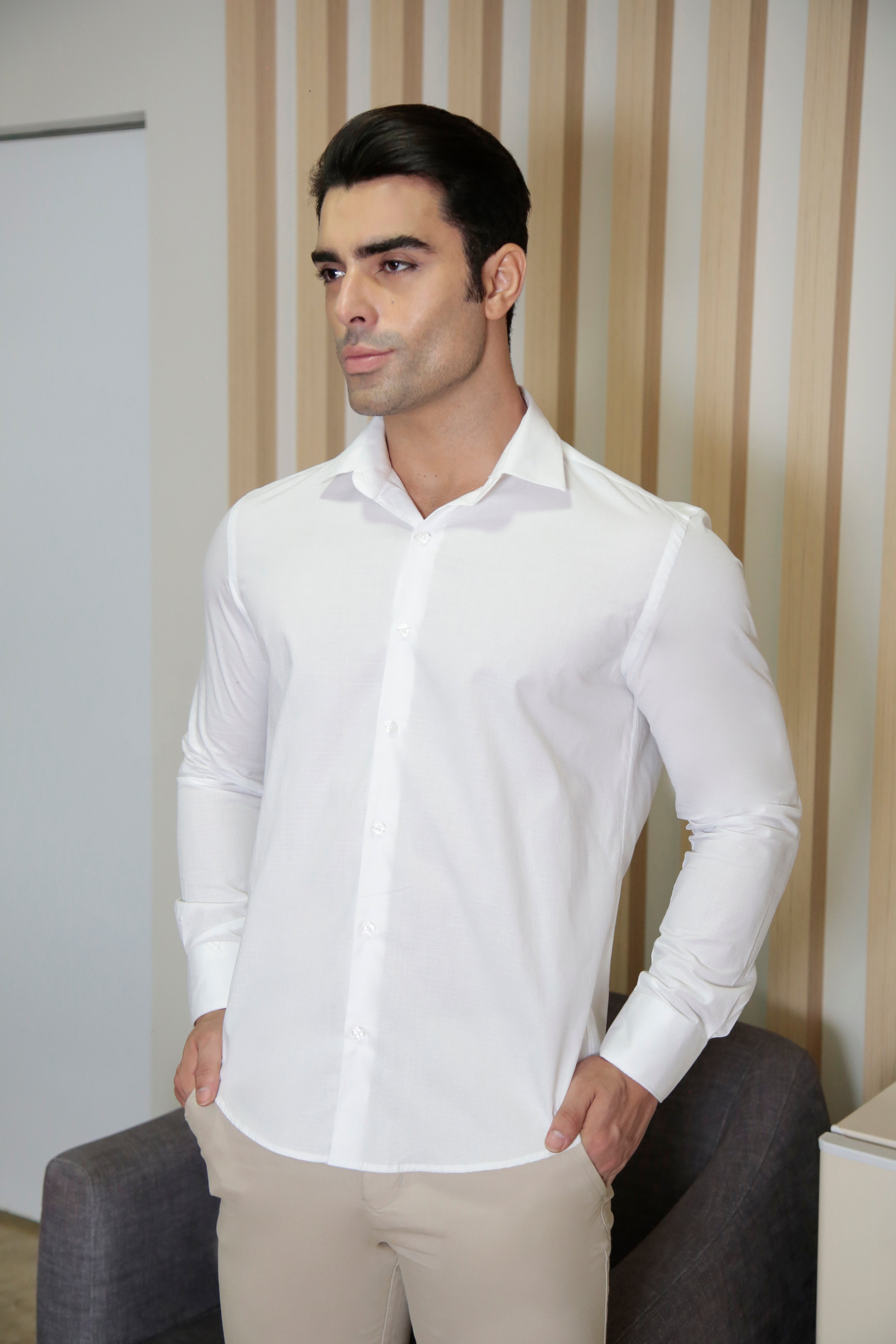 CAMISA MANGA LONGA SLIM FIT BÁSICA LISA